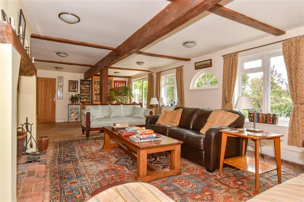Property photo 1 of 15 Lounge/Diner