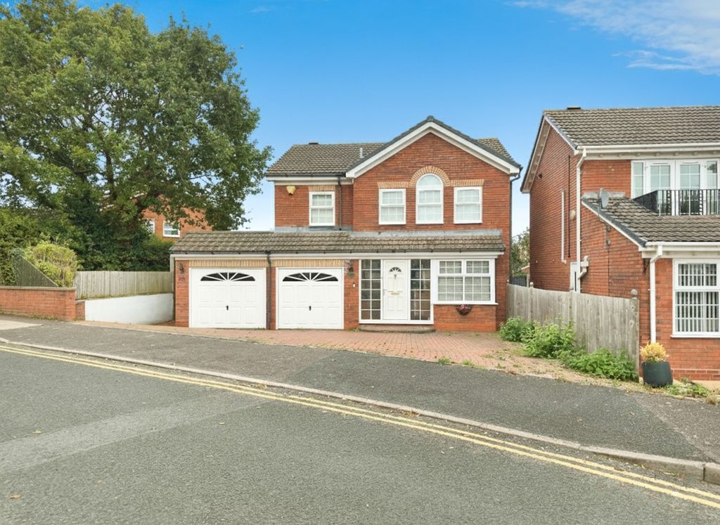 Property photo 1 of 20 4575601