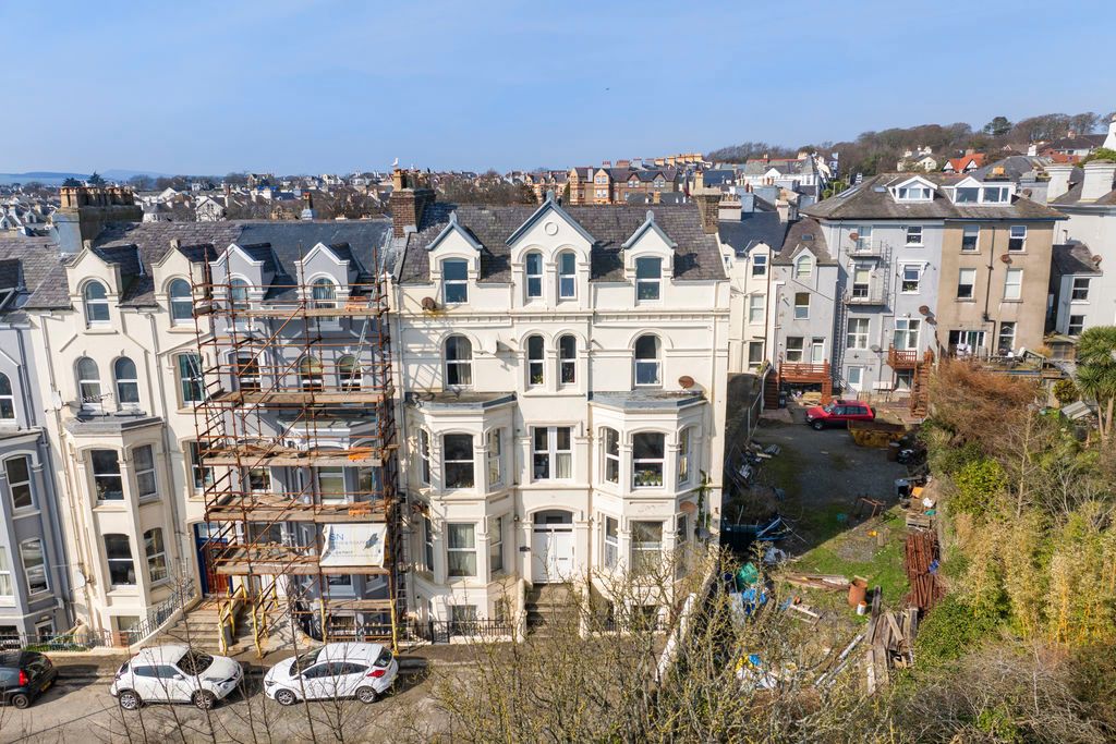 Property photo 1 of 14 Flat 1, 11 Woodville Terrace