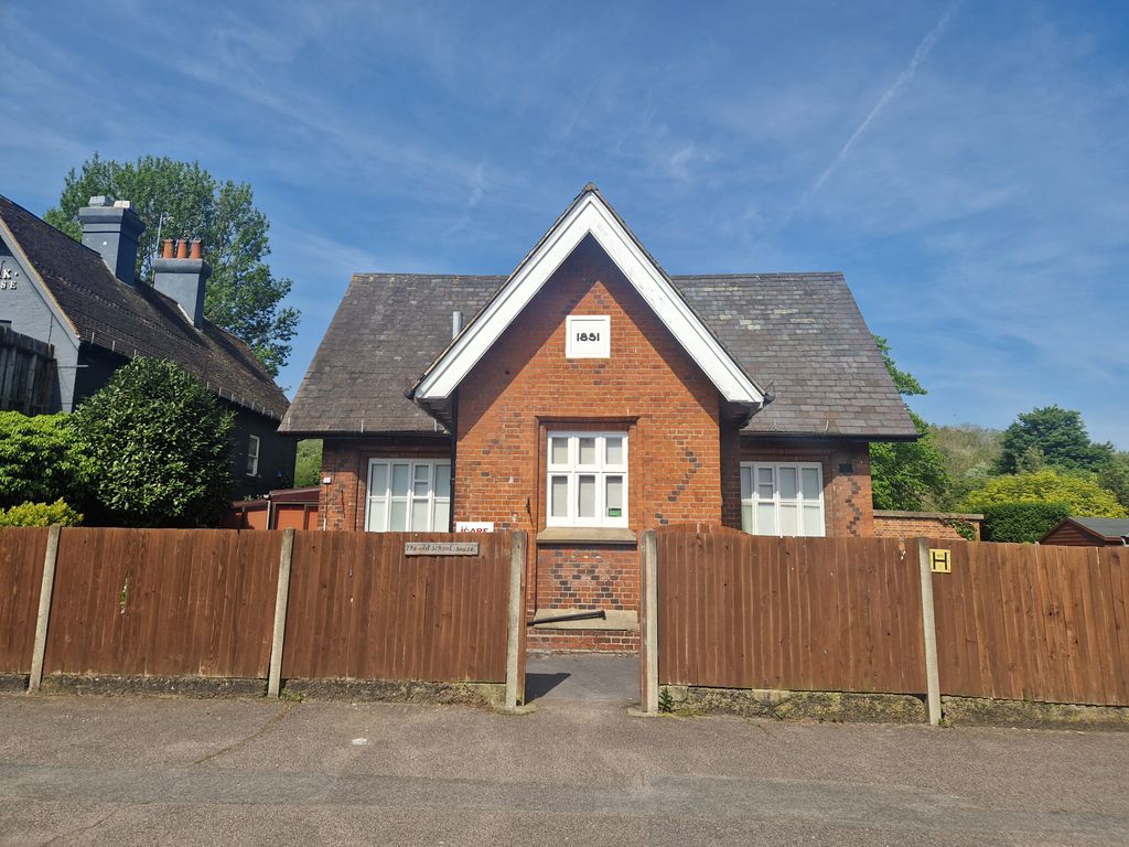 Property photo 2 of 13