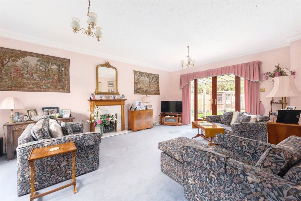 Property photo 2 of 17 Picture No. 22