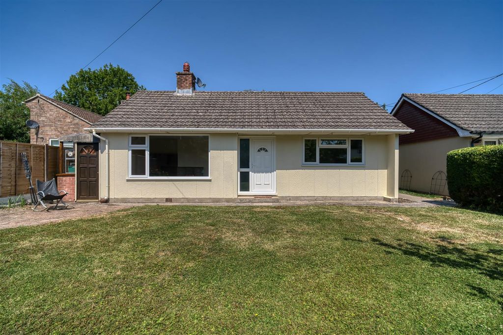 Property photo 3 of 10 Rear