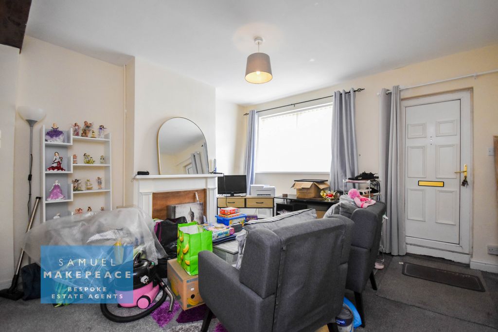 Property photo 3 of 13 Gallery