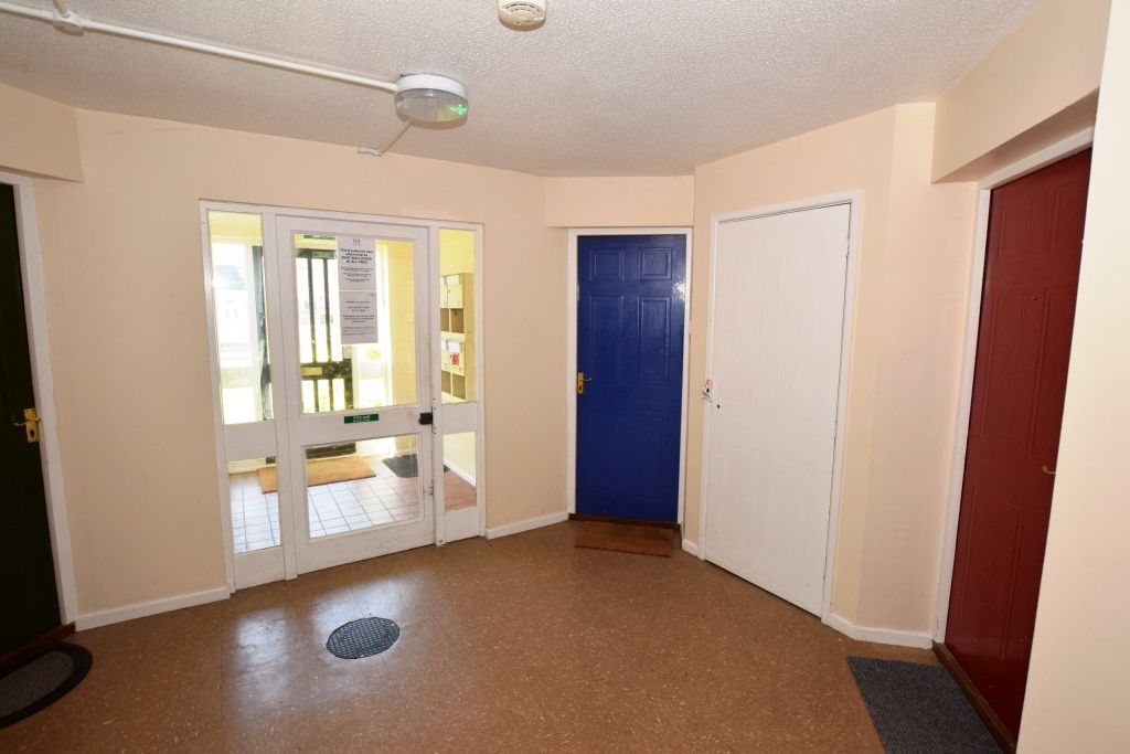 Property photo 3 of 19 Communal Entrance Hall