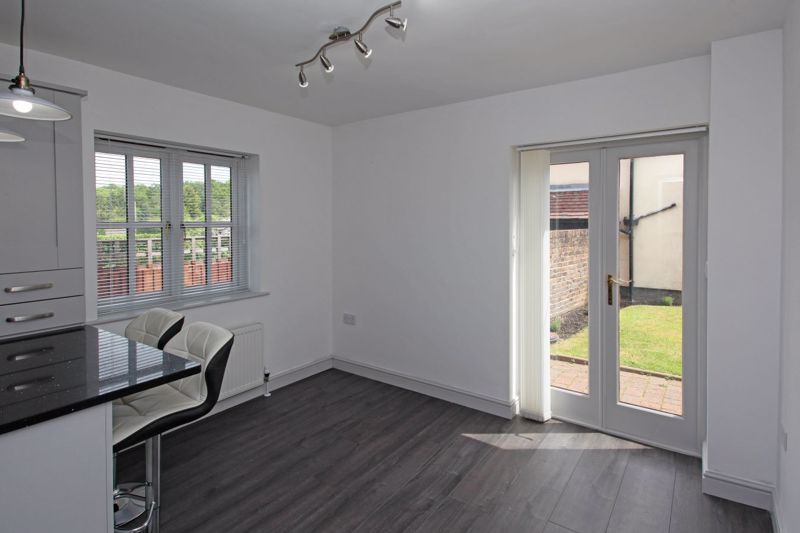 Property photo 3 of 17 Photo 3