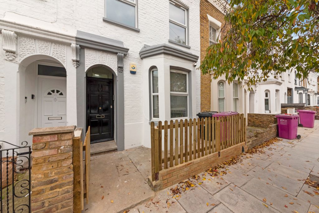 Property photo 1 of 22