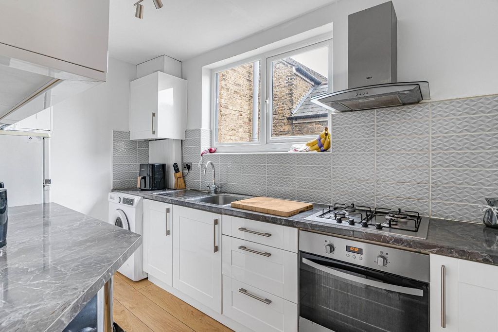 Property photo 2 of 20 9_79545.Jpg