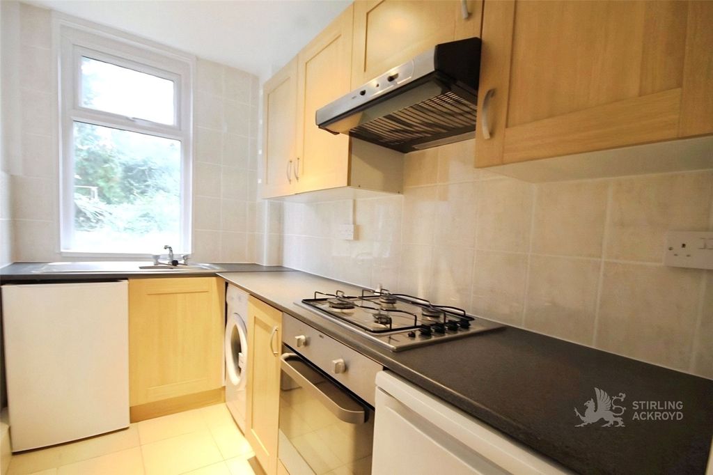 Property photo 1 of 5 Kitchen