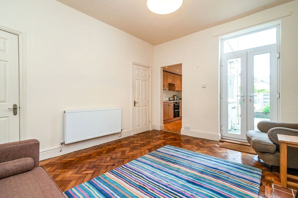 Property photo 3 of 8 Dining Room