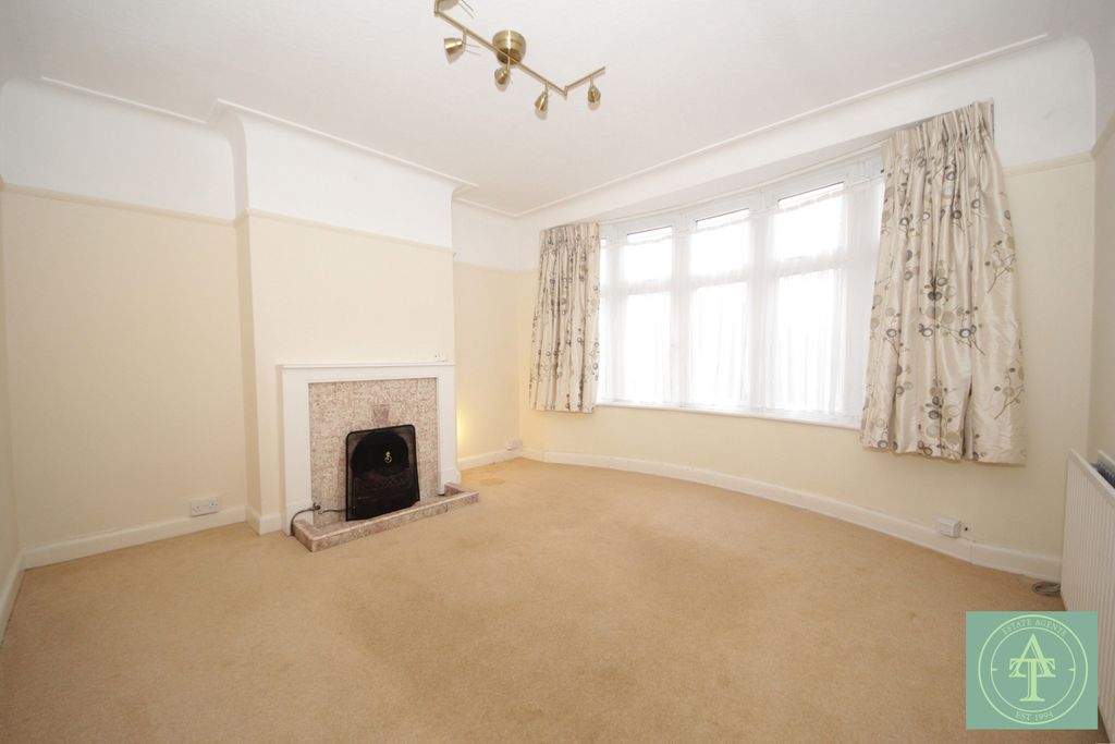 Property photo 2 of 25 Gallery