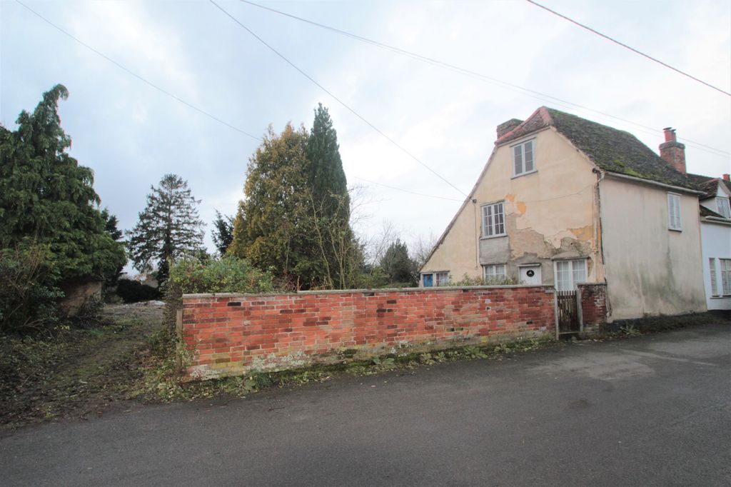 Property photo 1 of 9