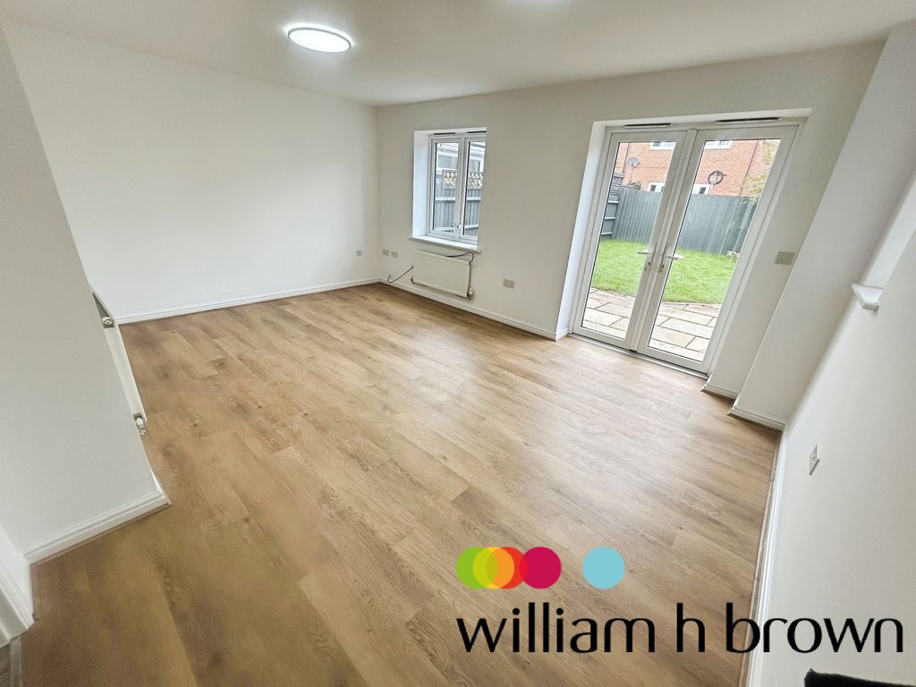 Property photo 3 of 12 Living Room