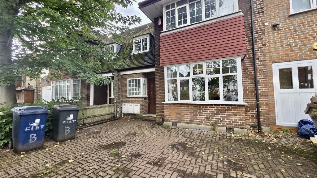 Property photo 1 of 21