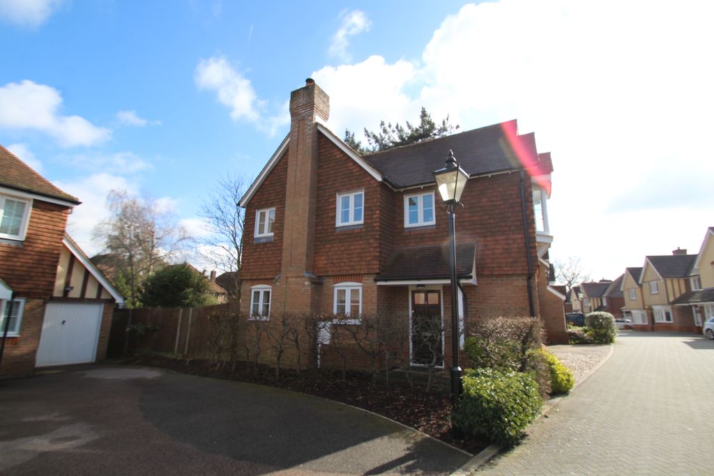 Property photo 1 of 10 Exterior