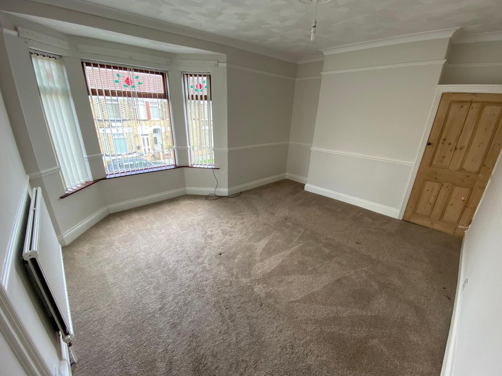 Property photo 3 of 10 Photo 2