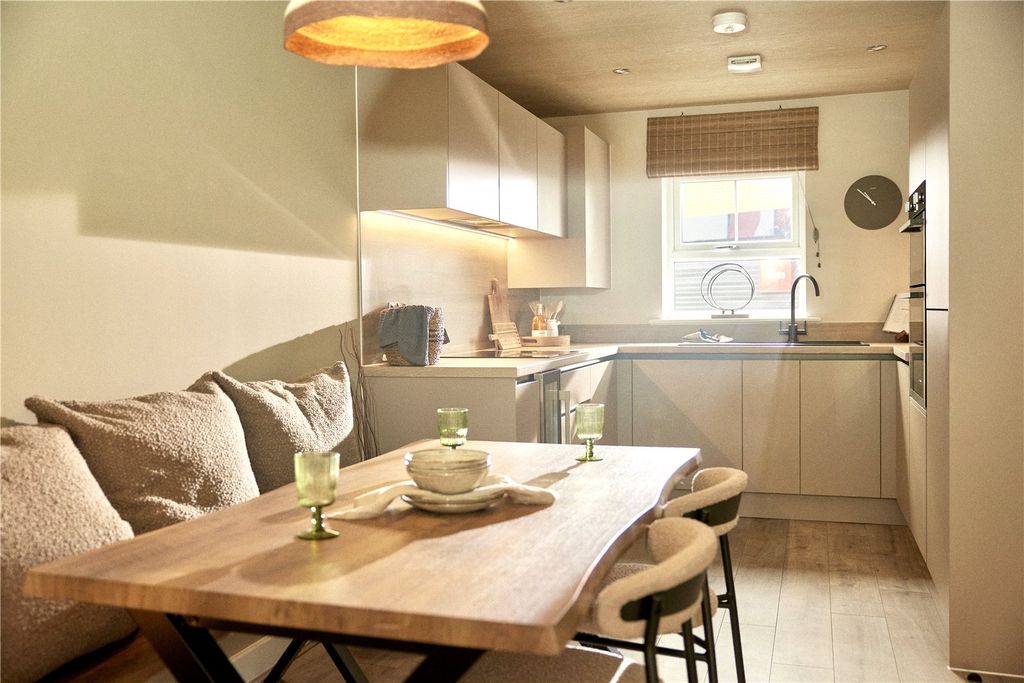 Property photo 2 of 9 Picture No. 14