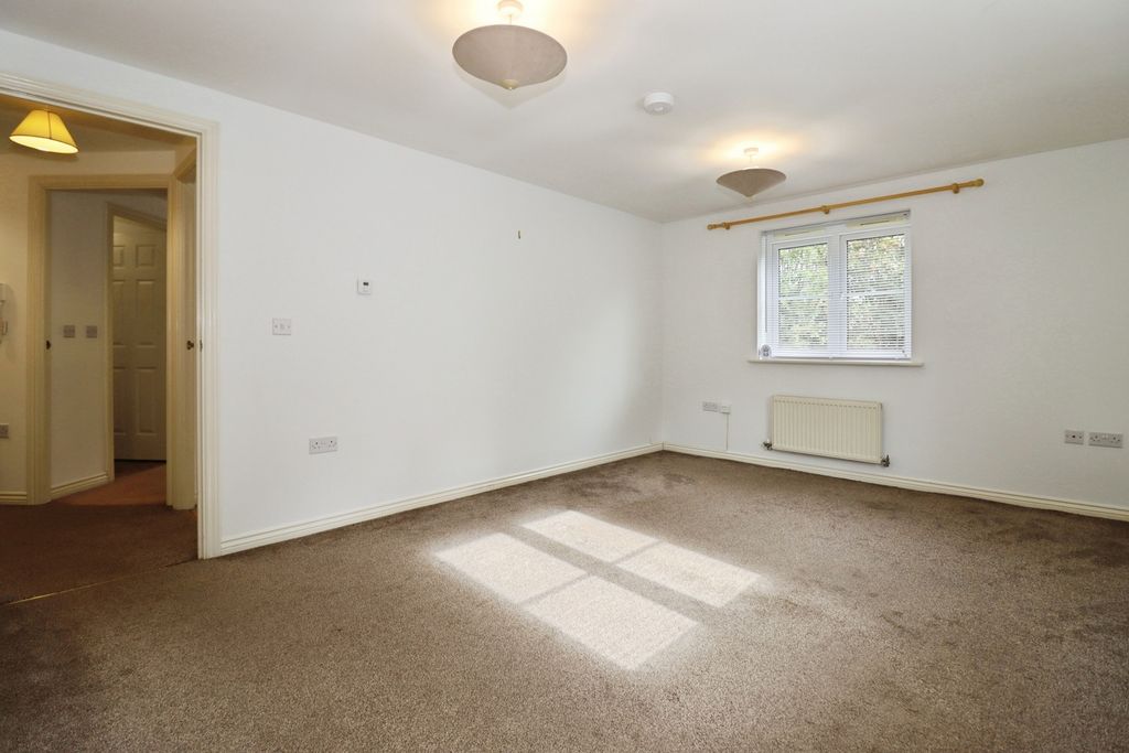 Property photo 3 of 15 Pbox-Img.Jpg