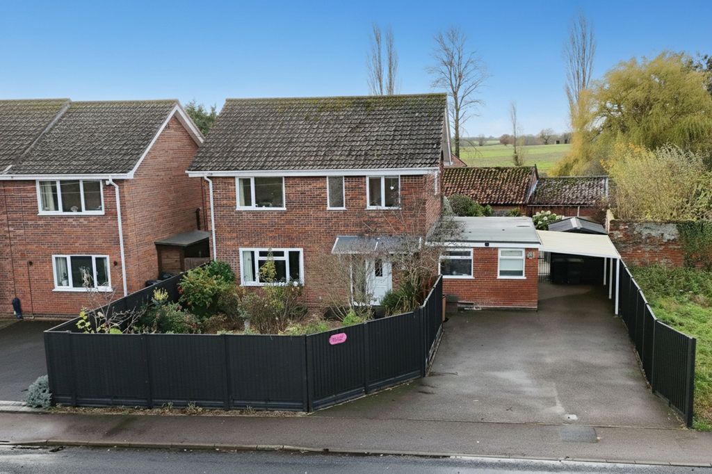 Property photo 3 of 25