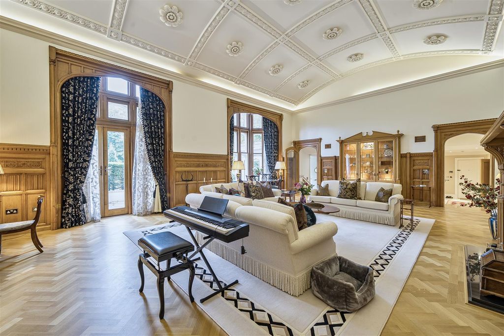 Property photo 3 of 41 Drawing Room