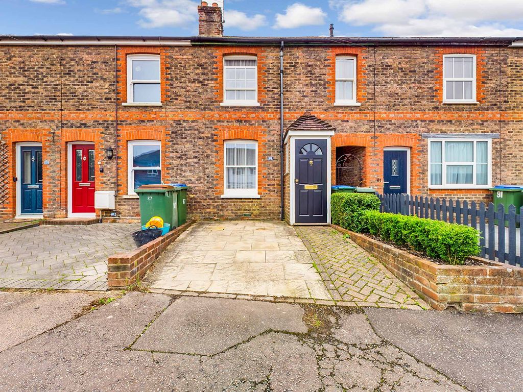 Property photo 1 of 8