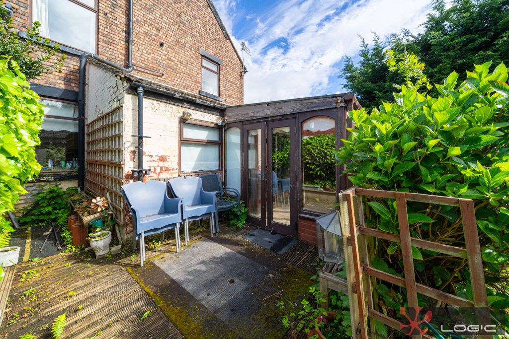 Property photo 2 of 63