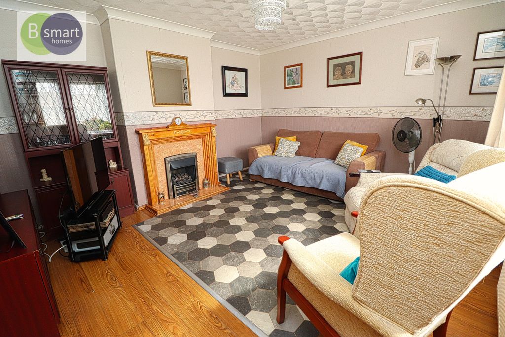 Property photo 2 of 14 Img_4740