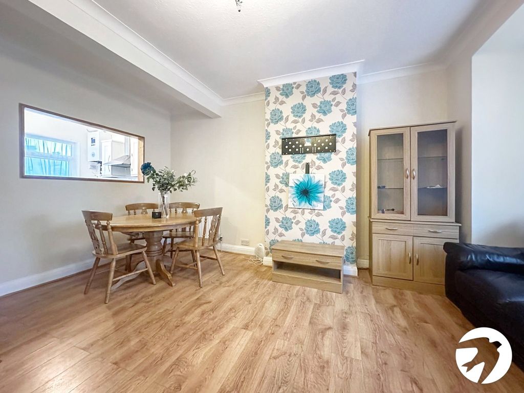 Property photo 2 of 10 Picture No. 05