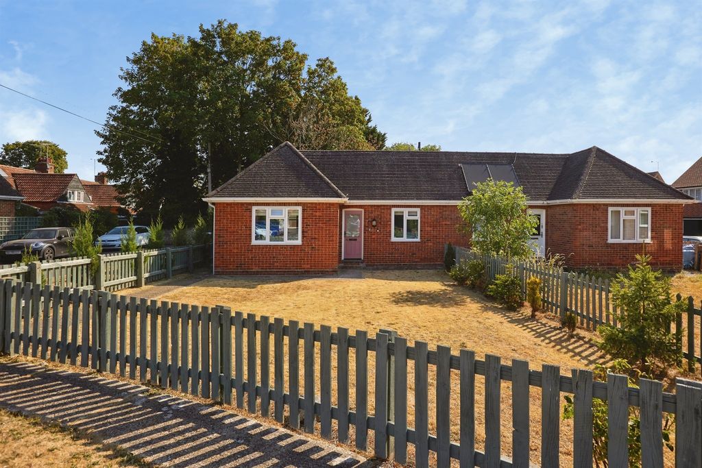Property photo 1 of 12