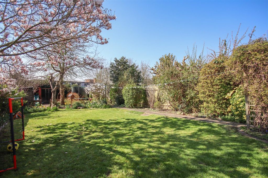 Property photo 2 of 15 Img_1756.Jpg