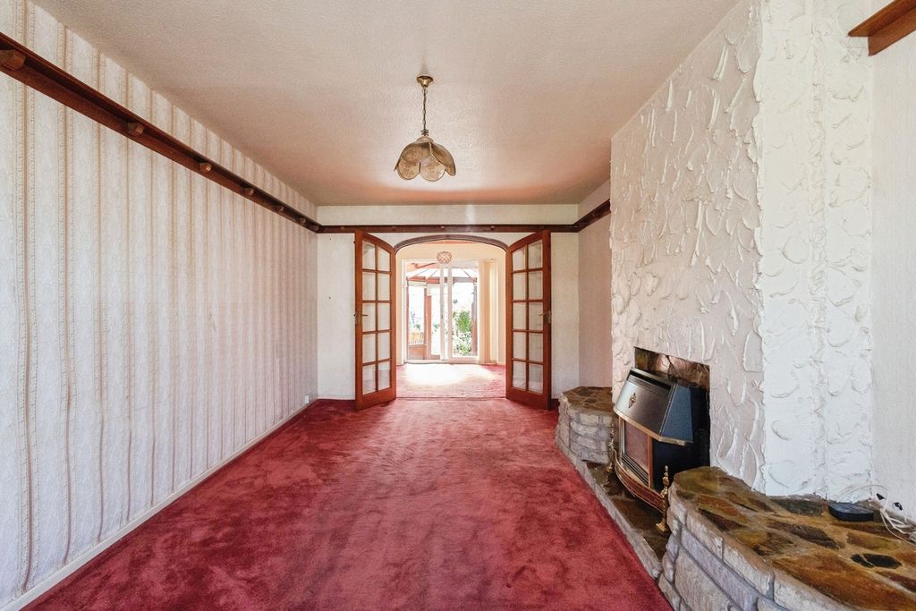 Property photo 3 of 20 Pbox-Img.Jpg