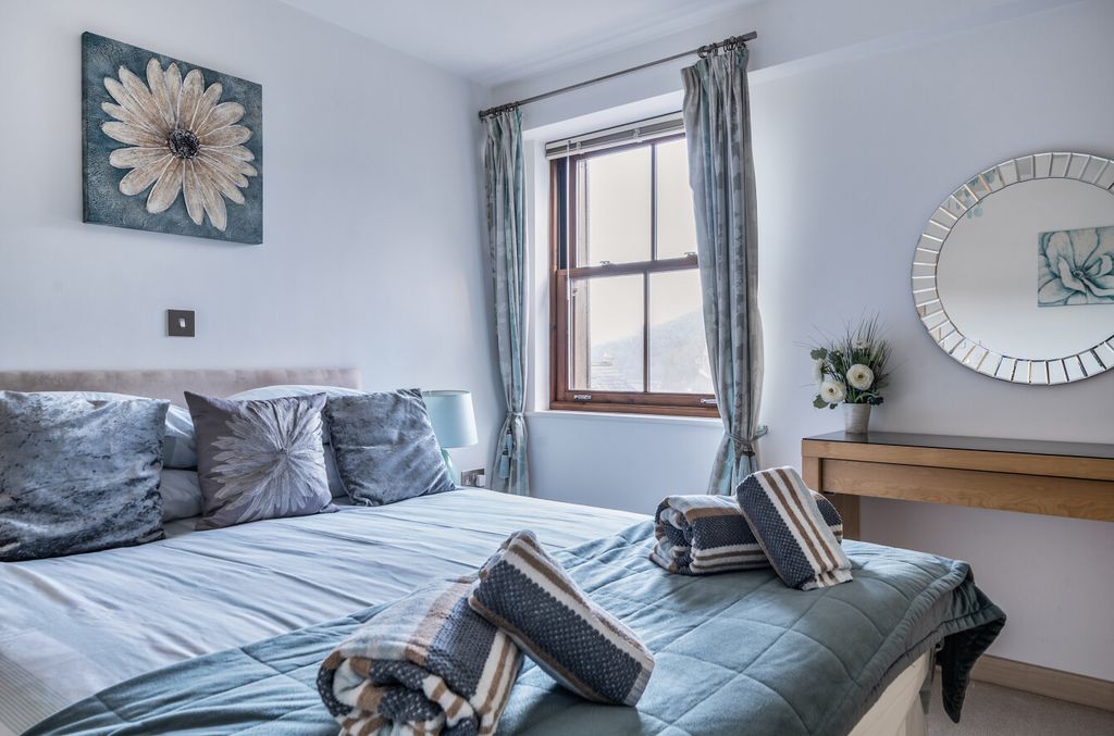 Additional image 5 of 2 bed flat for saleThe Creekside, Looe, Cornwall PL13