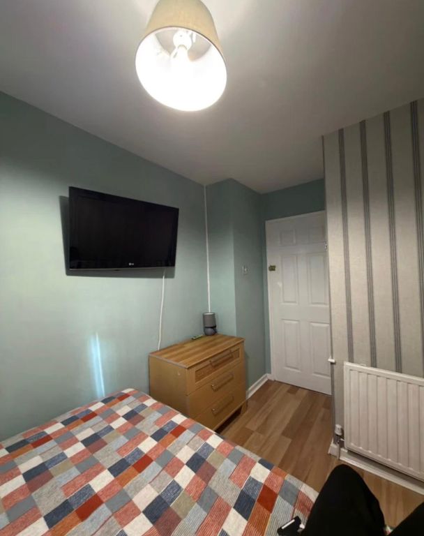 Property photo 1 of 4