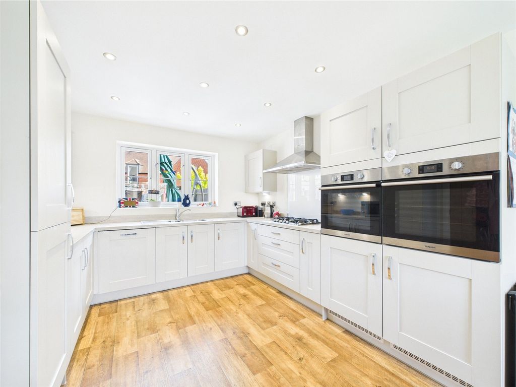 Property photo 3 of 24 Picture No. 24