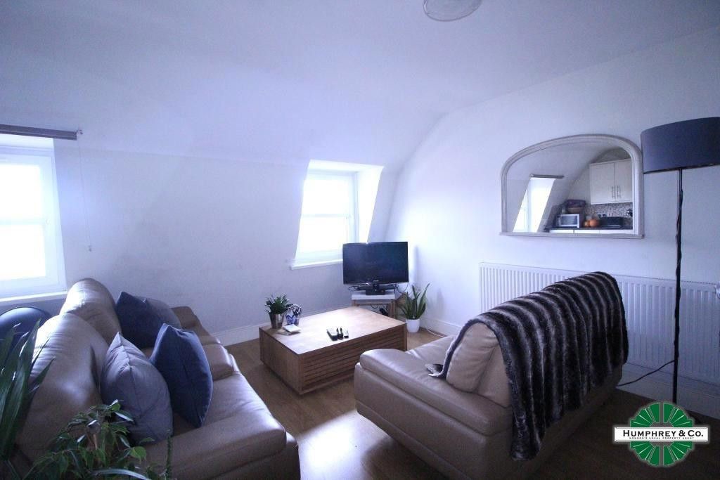 Property photo 2 of 10 Pbox-Img.Jpg