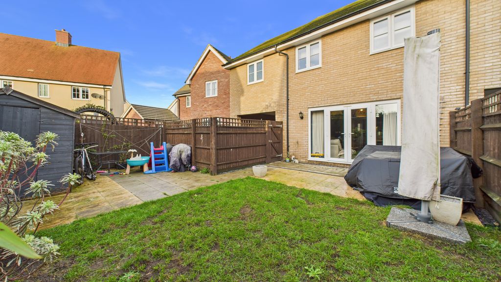 Property photo 3 of 11