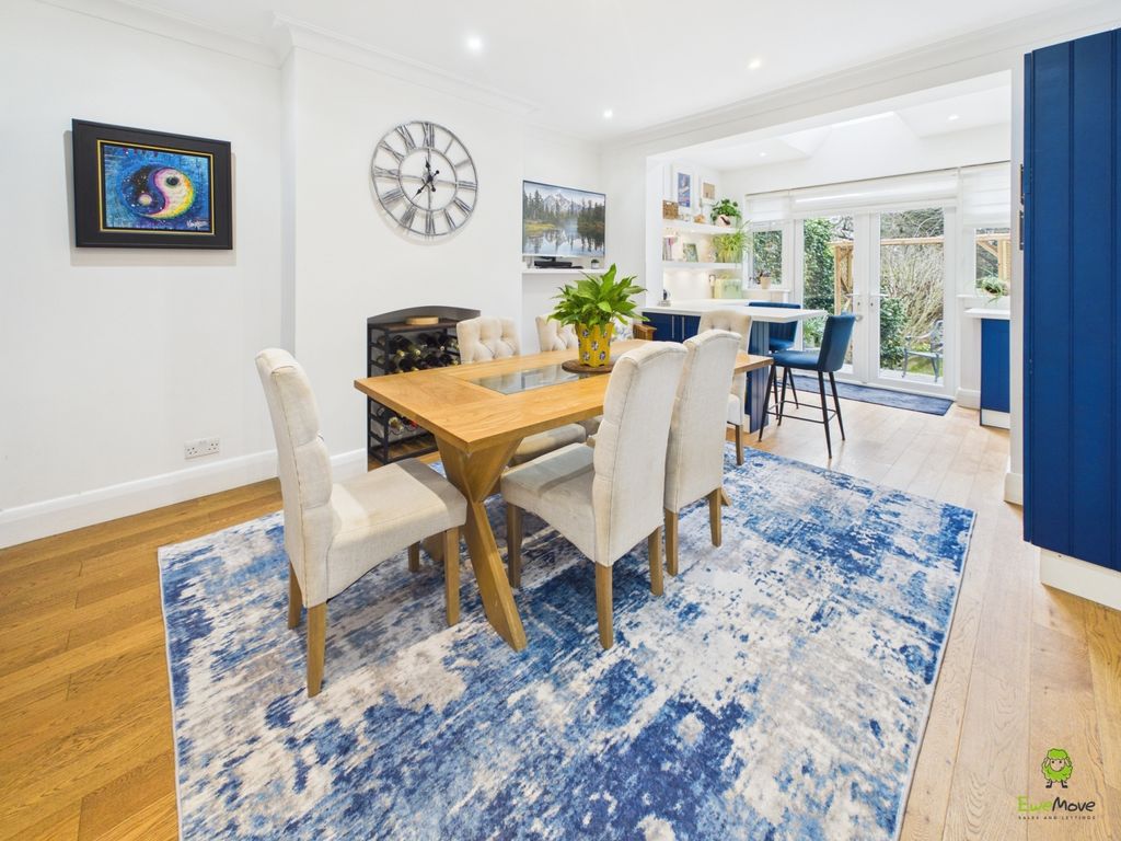 Property photo 3 of 19 Presented By Clinton At Ewemove Bexleyheath And Da