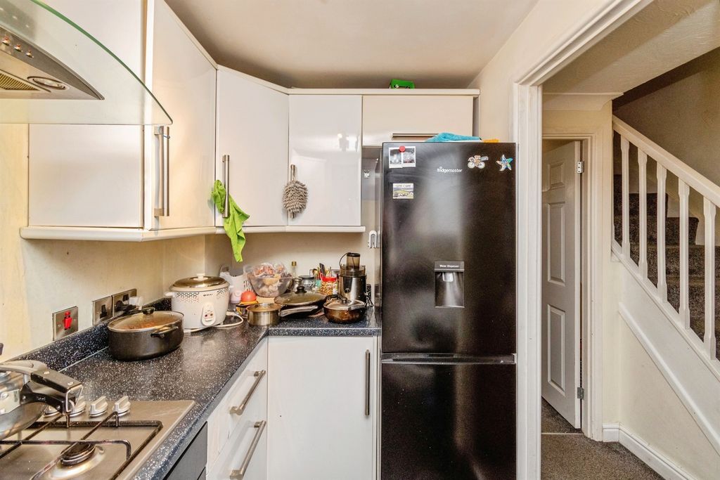 Property photo 2 of 15