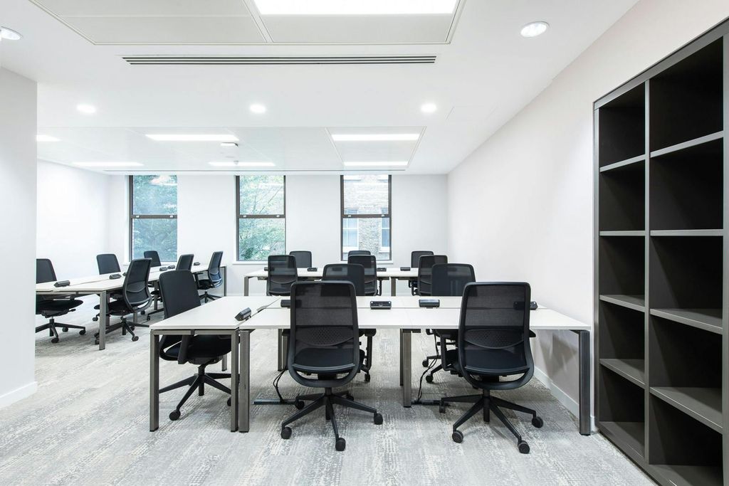 Property photo 1 of 25 Example 17 Person Office.Jpg