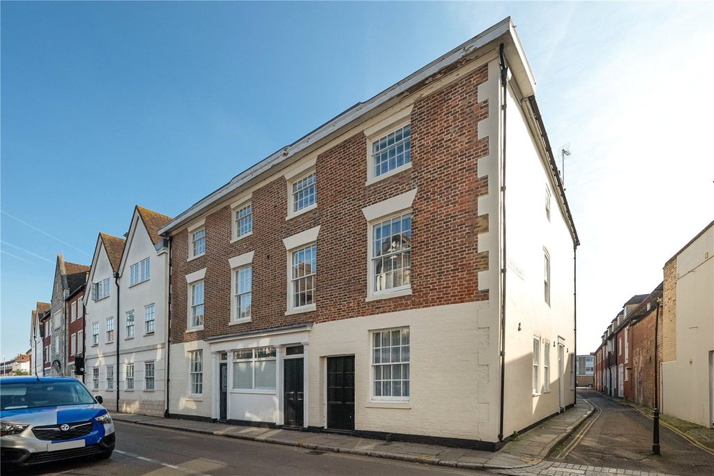 Property photo 1 of 16 Picture No. 05