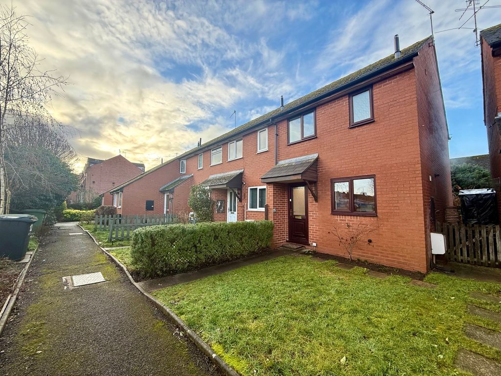 Property photo 1 of 9 Exterior