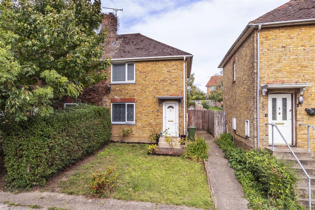 Property photo 1 of 23