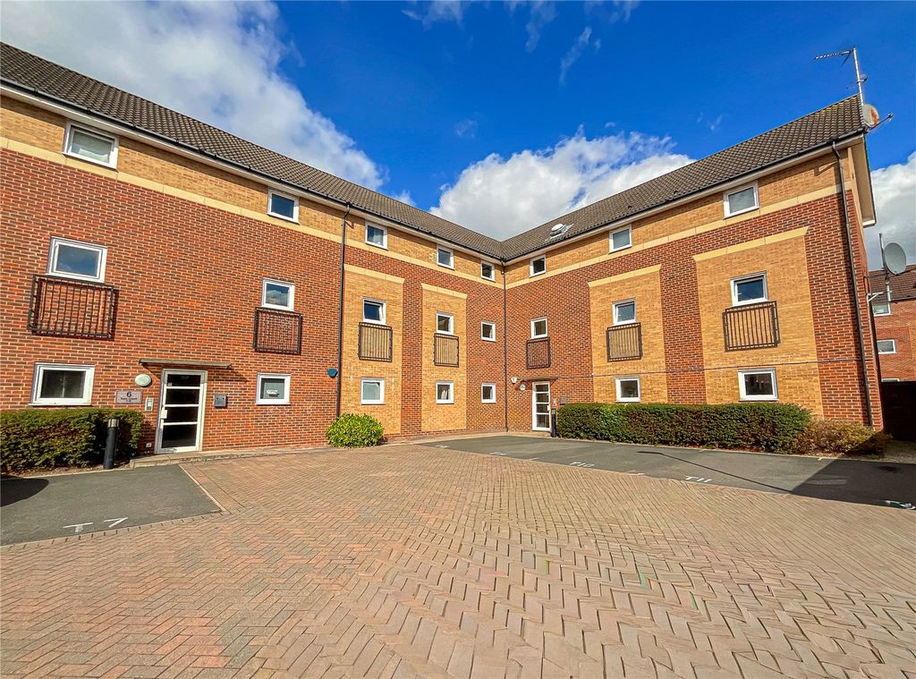 Property photo 1 of 13 Picture No. 12