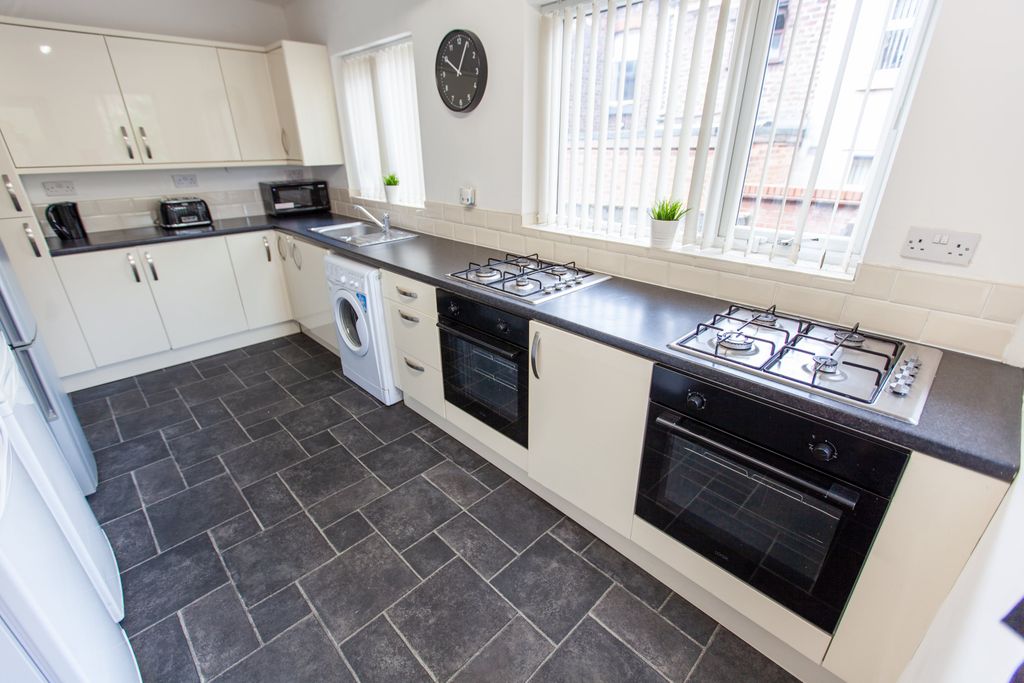 Property photo 2 of 11 Img_9127