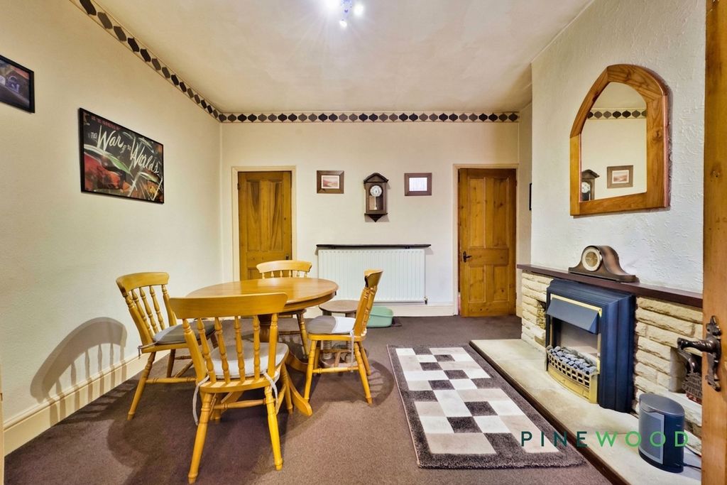 Property photo 3 of 16 Dining Room