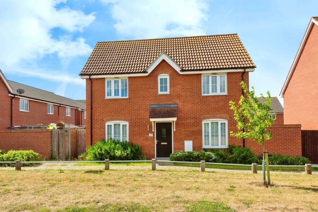 Property photo 1 of 11