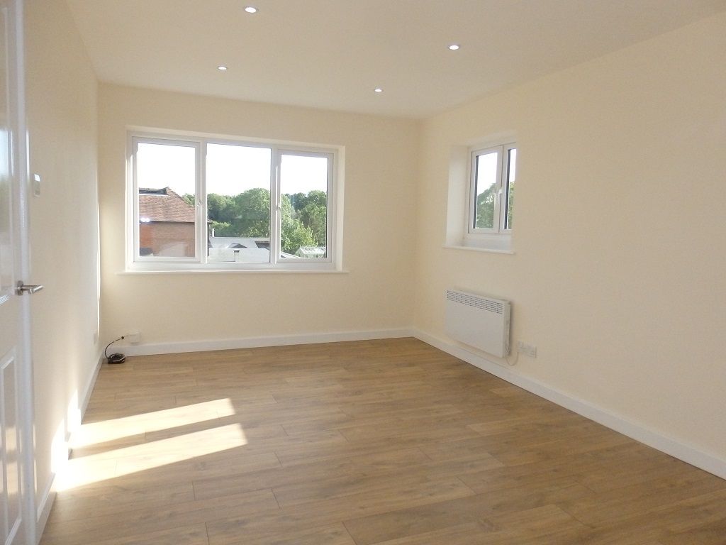 Property photo 2 of 10 Living Room