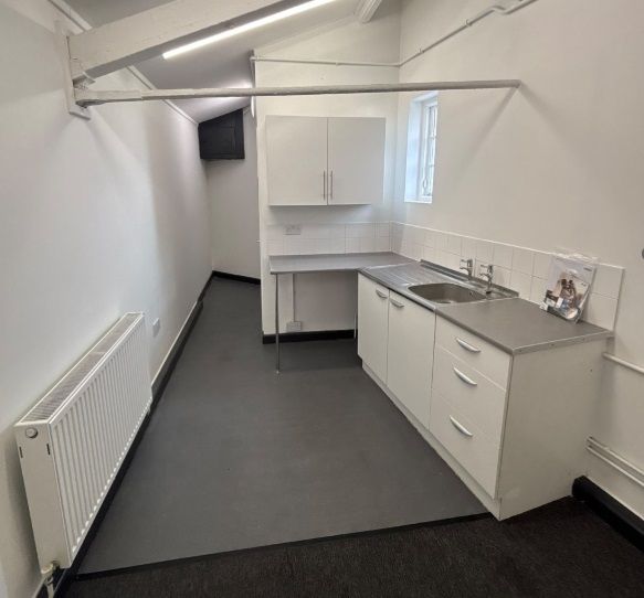 Property photo 2 of 5 Flexible Property Space