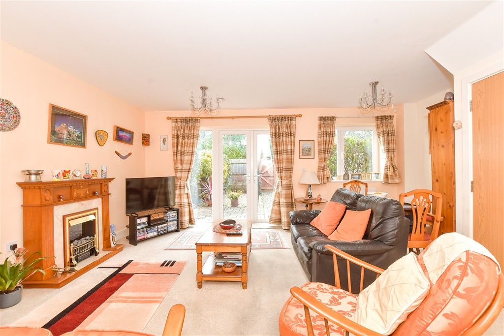 Property photo 3 of 10 Lounge/ Diner