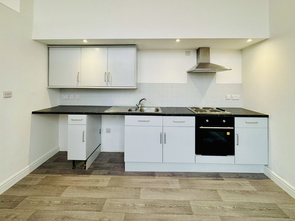 Property photo 2 of 6 B283Eb3F-c4d0-49c5-8cd0-A329308205F6