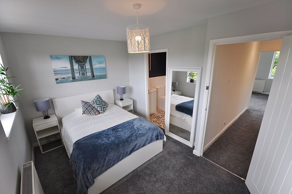 Property photo 2 of 11 Picture No. 05